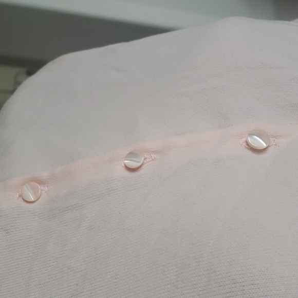 1950's vintage Ban Lon pink perforated neckline button up ribbed hems - Picture 3 of 9